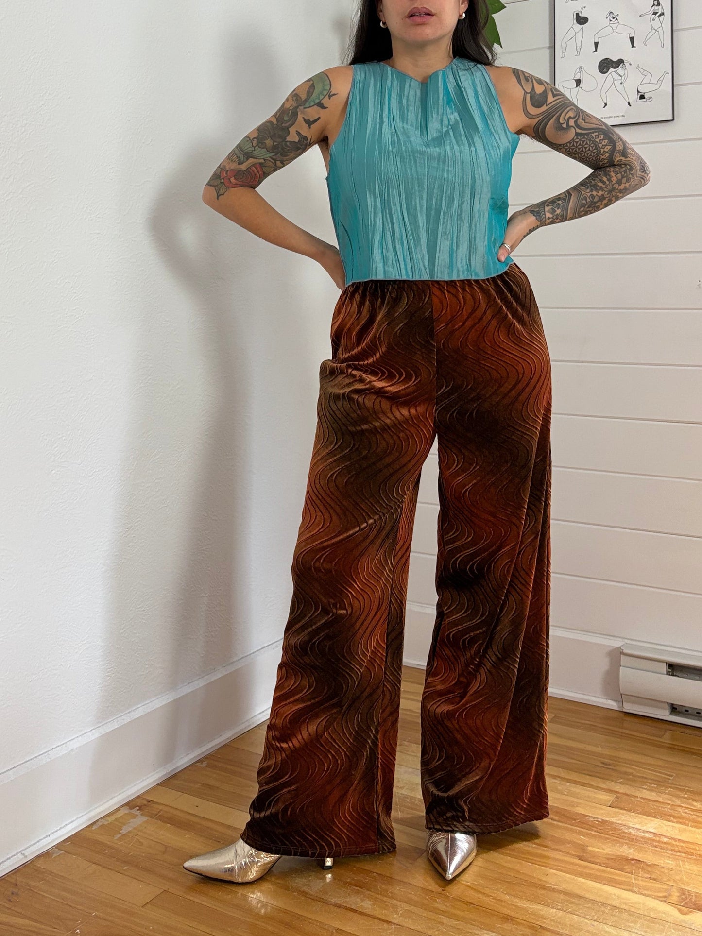 Urban Renewal burnout velvet pants Medium