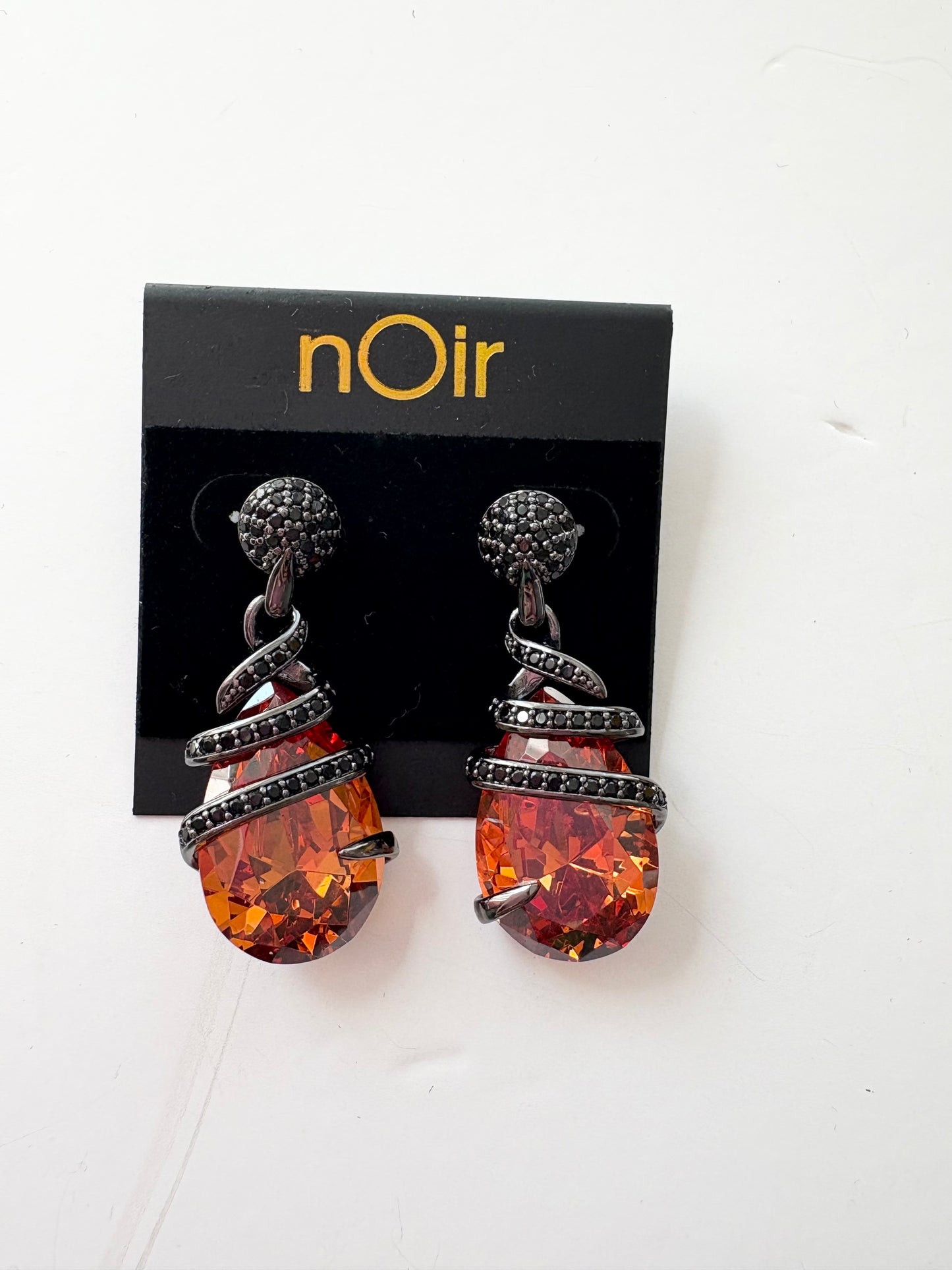 Noir NYC Leza spiral hugging earrings