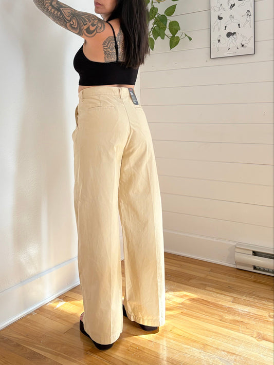 Levis high loose wide leg pants W29
