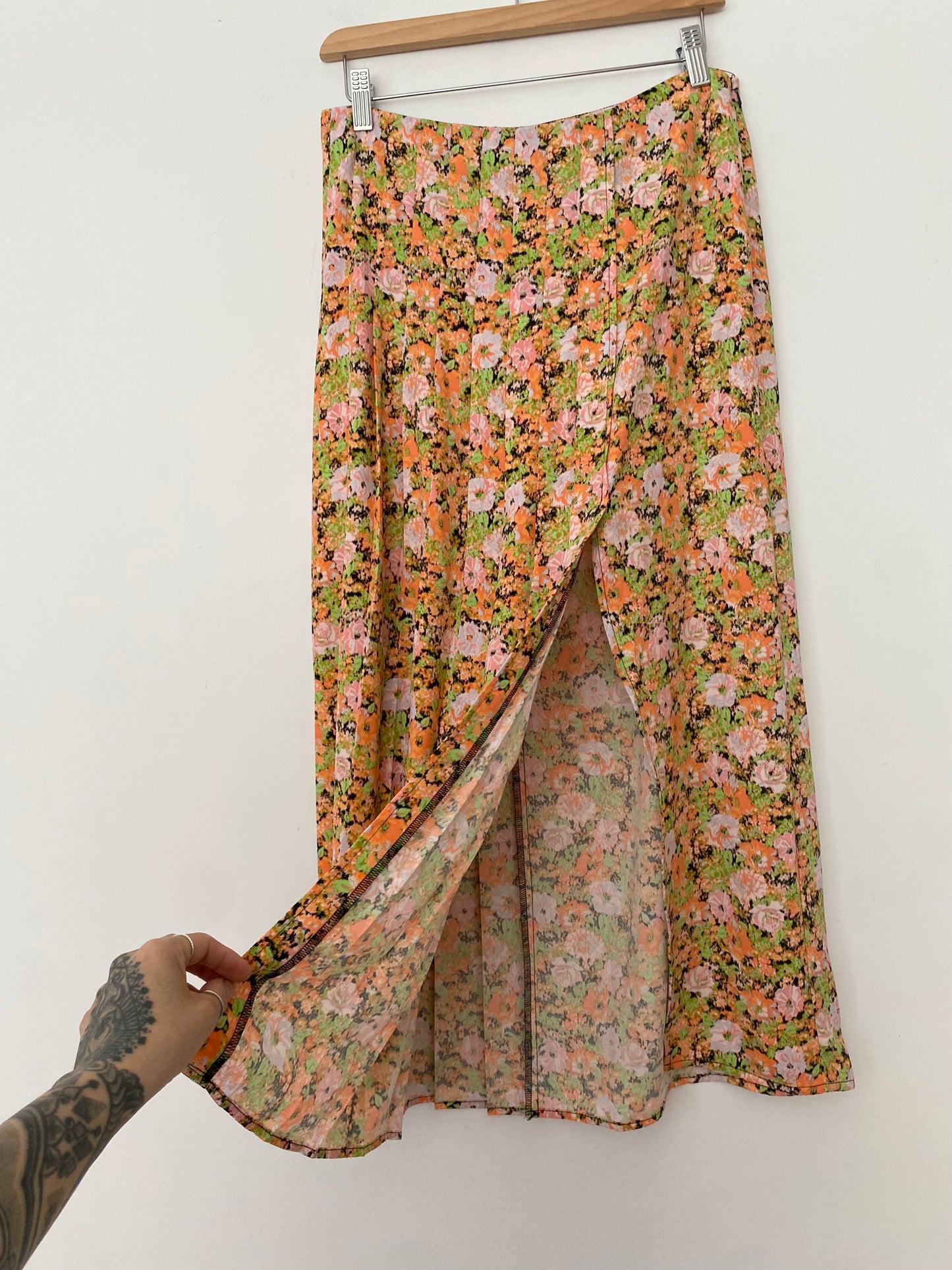 Open edit floral set Medium