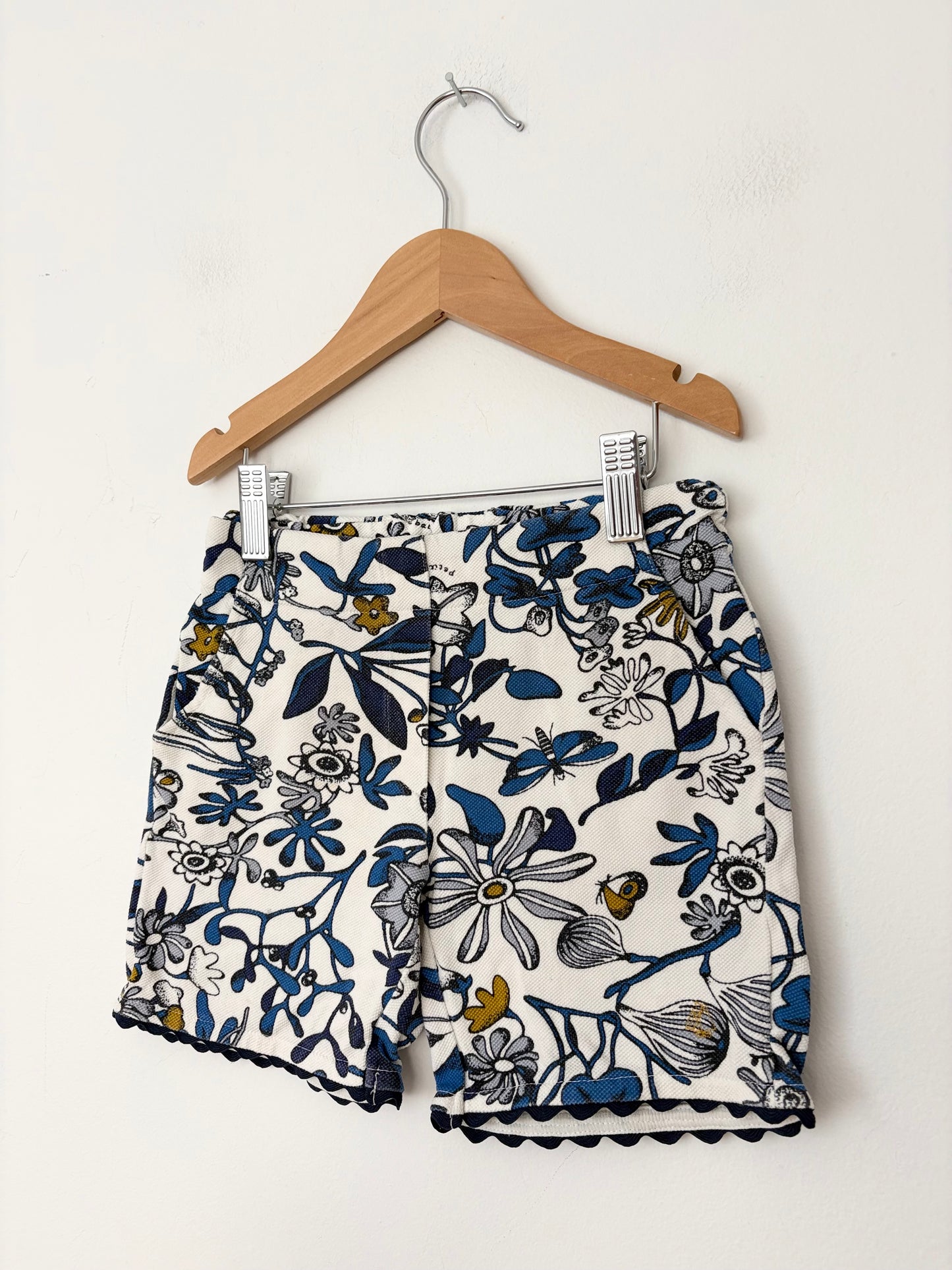 Petit bateau printed shorts 6Y