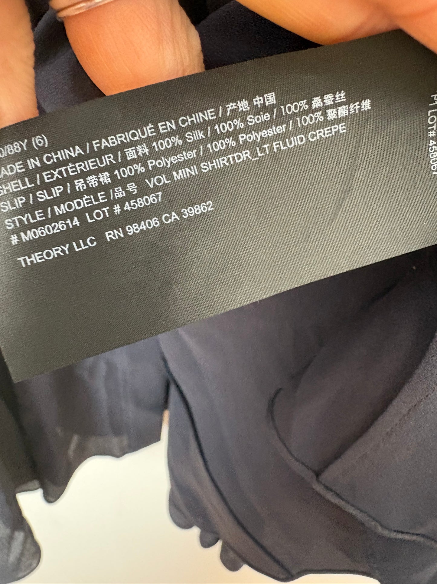 Robe chemise mini en soie Theory, volume S/M