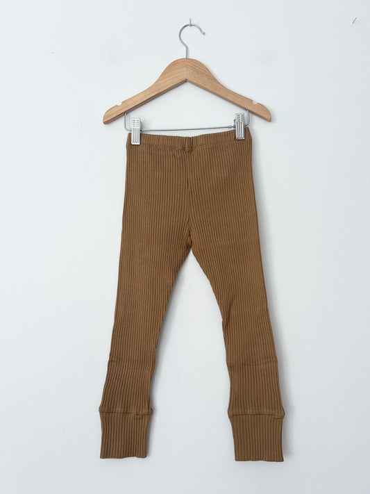 The simple folk ribbed legging in camel *Multiple sizes*