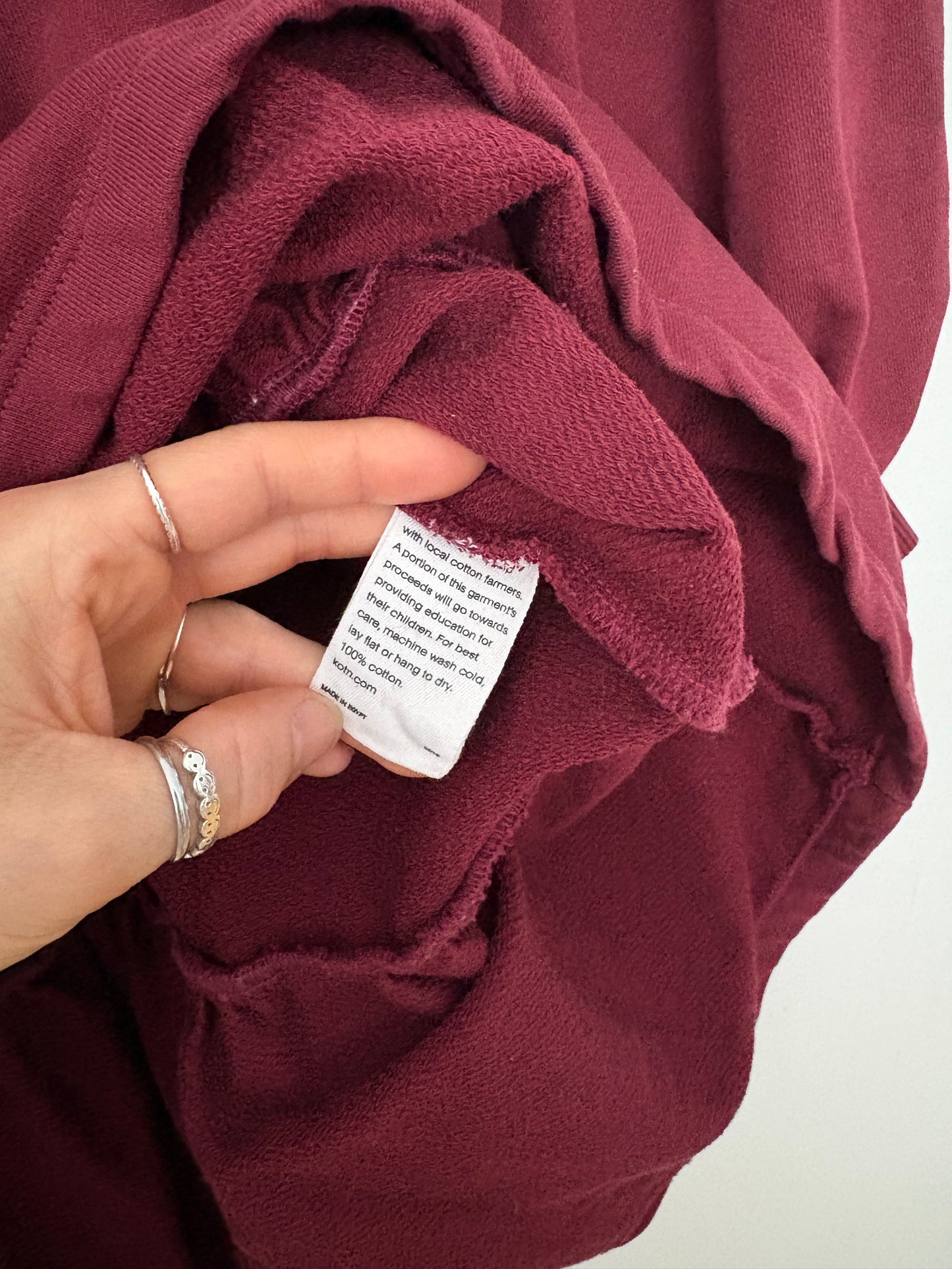 Robe pull bordeaux à volants KOTN XS/S