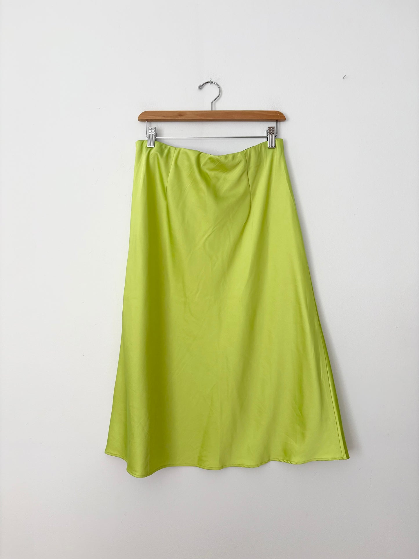 Lucy Swhims X The drop midi skirt set M/L
