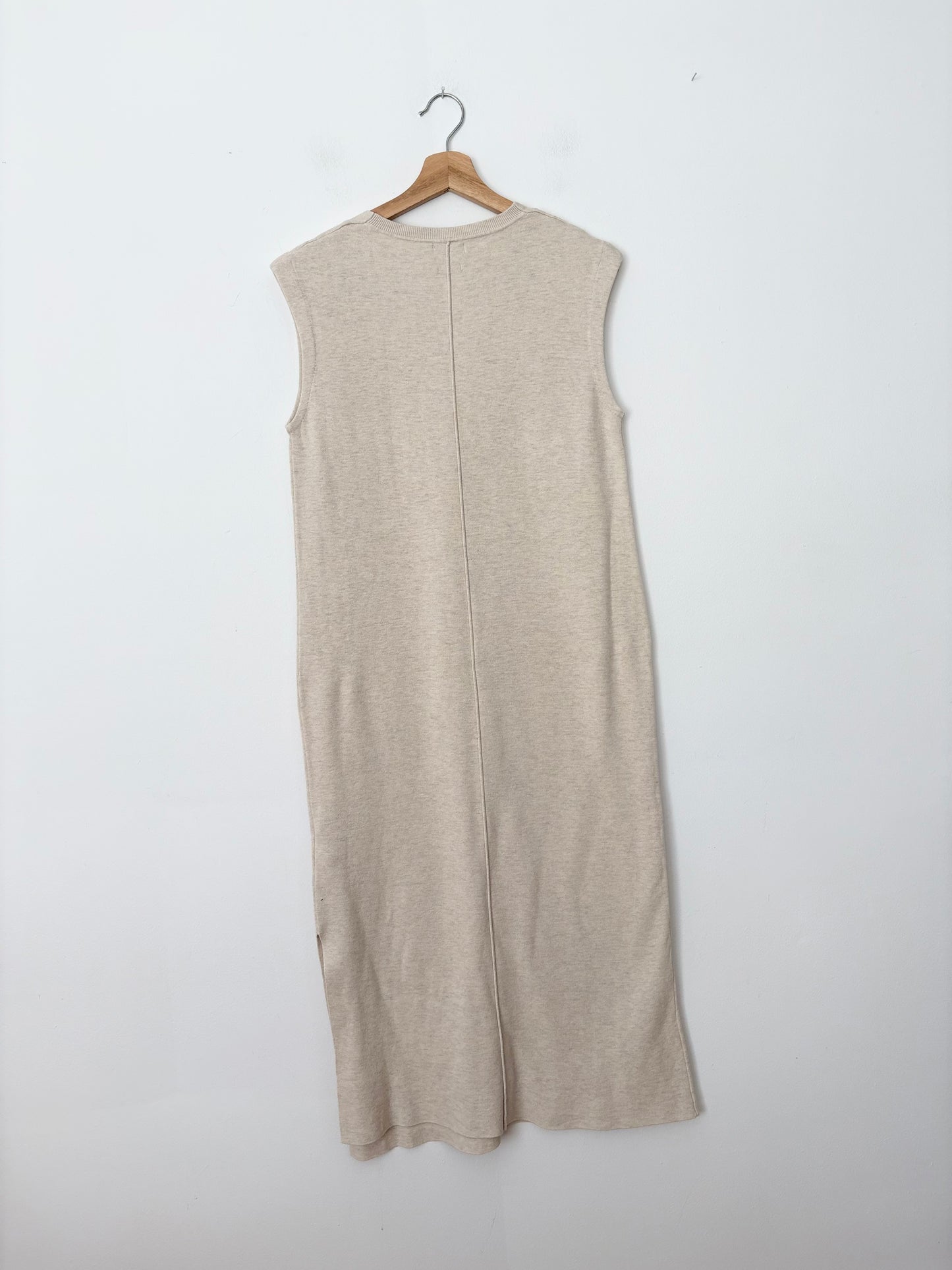 Massimo Dutti sleeveless knit midi dress Medium