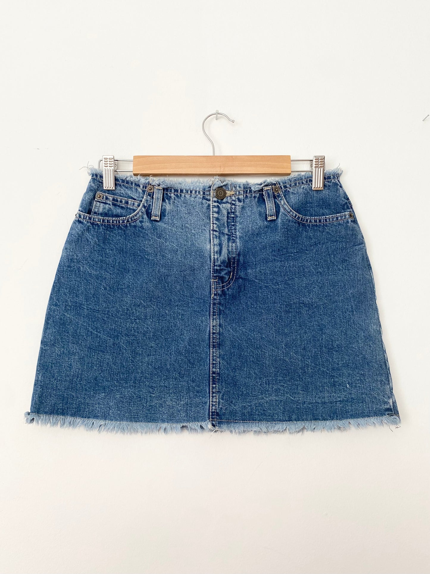 Vintage cobra frayed hem denim mini skirt W26-28