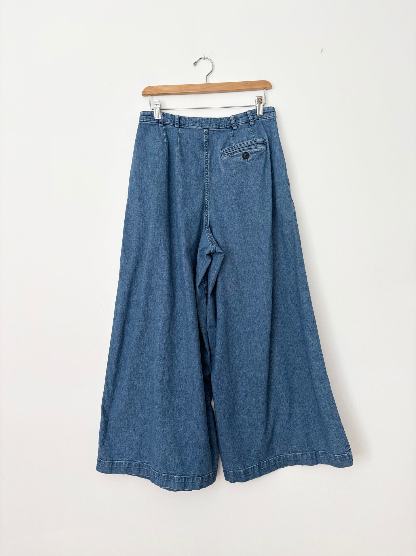 Gap X Doen wide leg pleated jeans W28