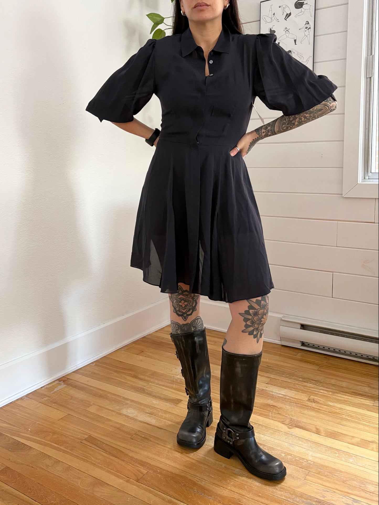 Robe chemise mini en soie Theory, volume S/M