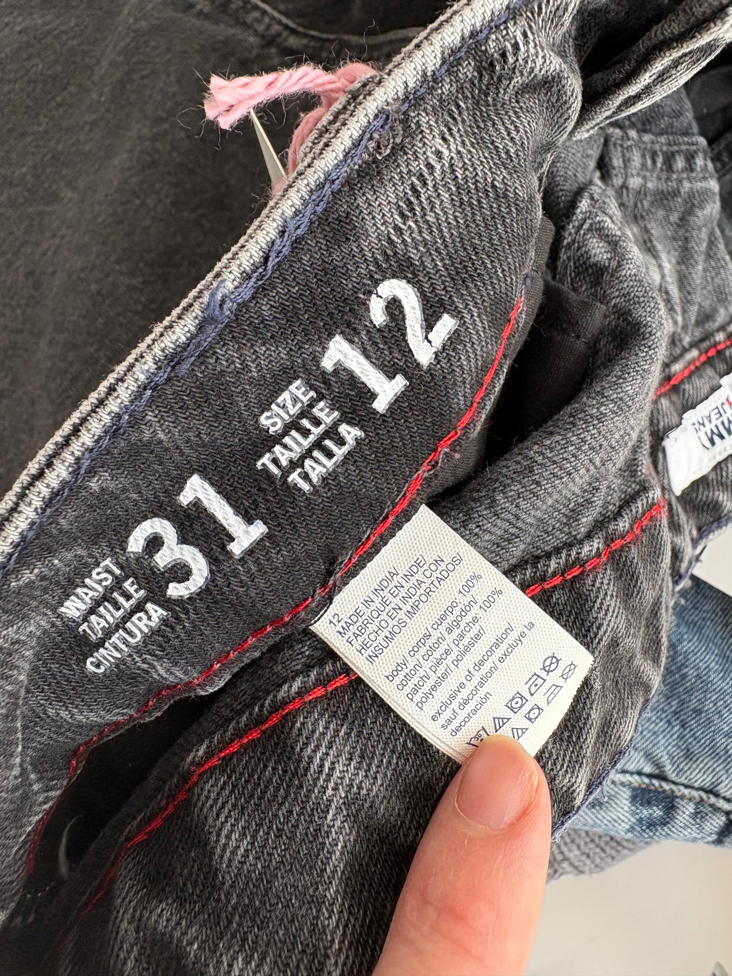 Vintage Tommy Hilfiger straight leg jeans W31/32