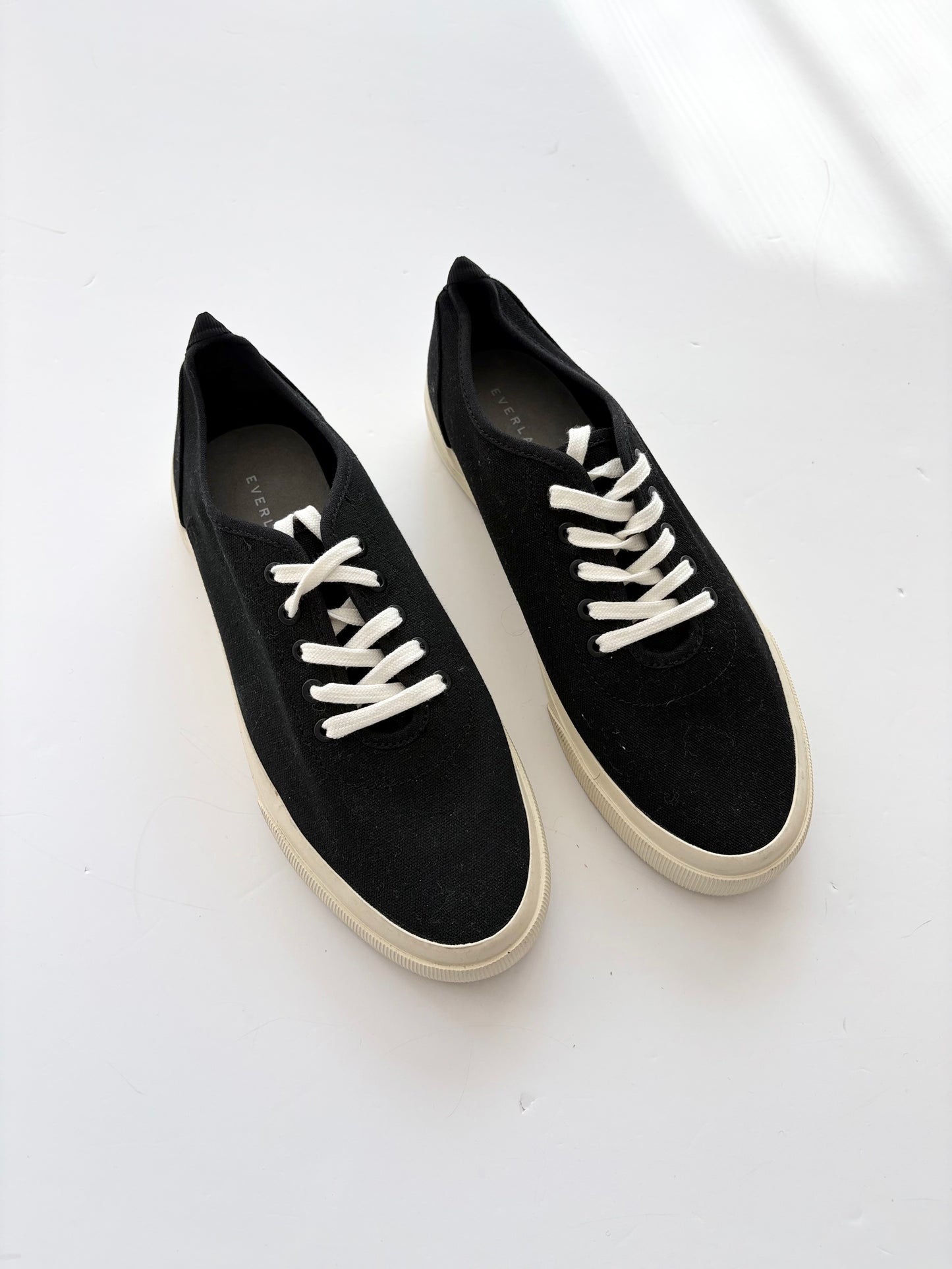 Everlane the forever sneaker US9.5