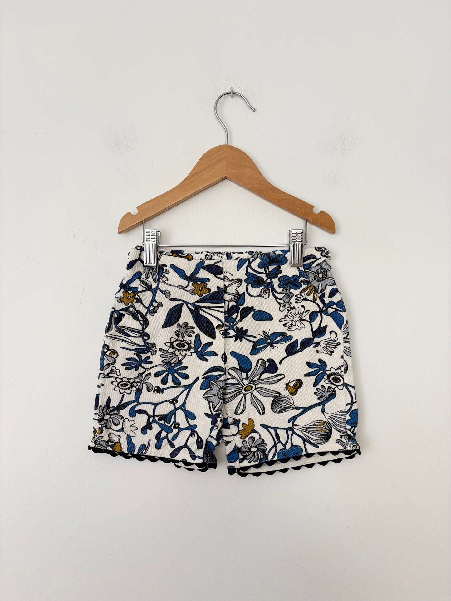 Petit bateau printed shorts 6Y