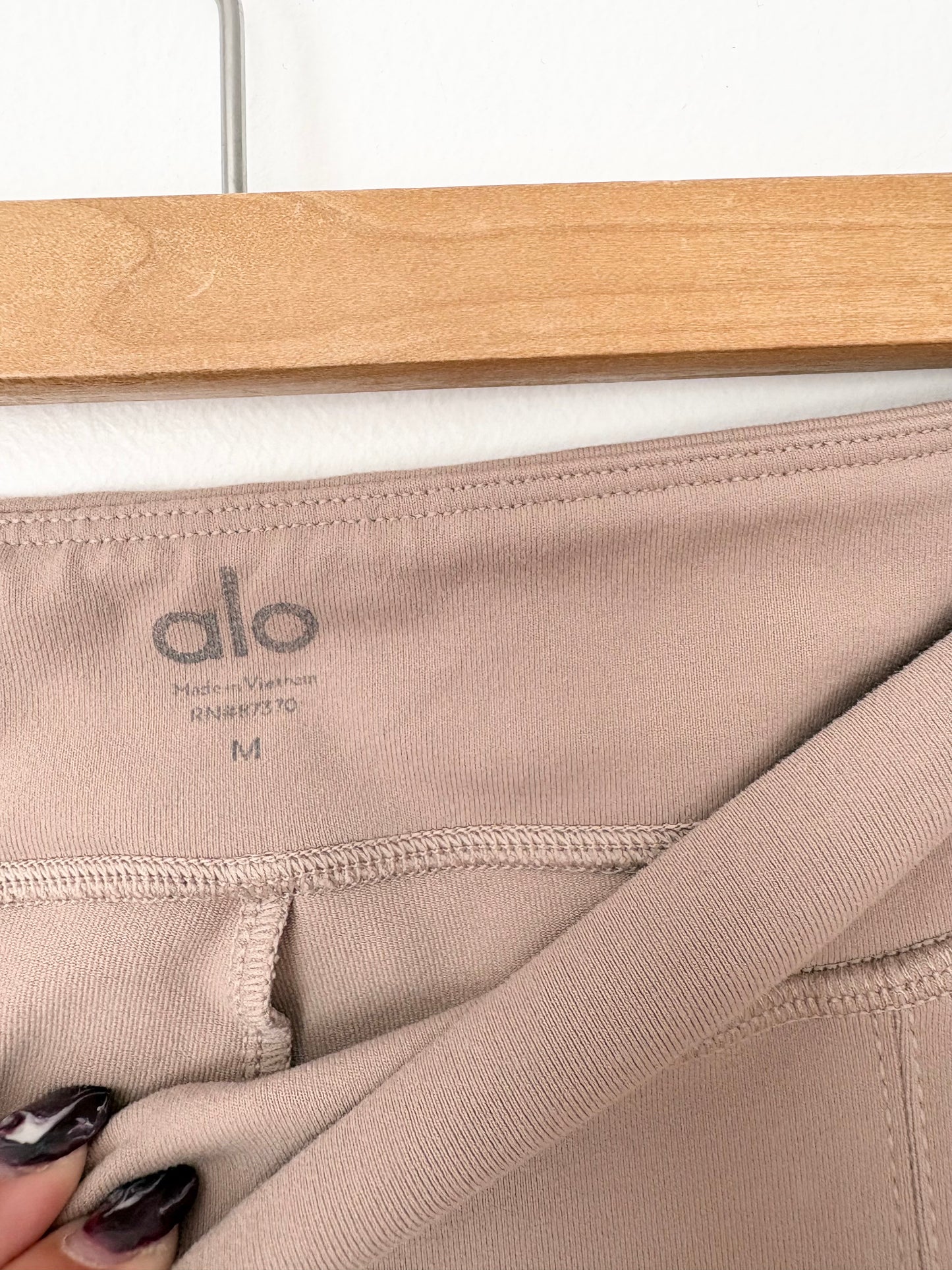 Alo Yoga leggings fuselés taille haute évasé Airbrush Medium