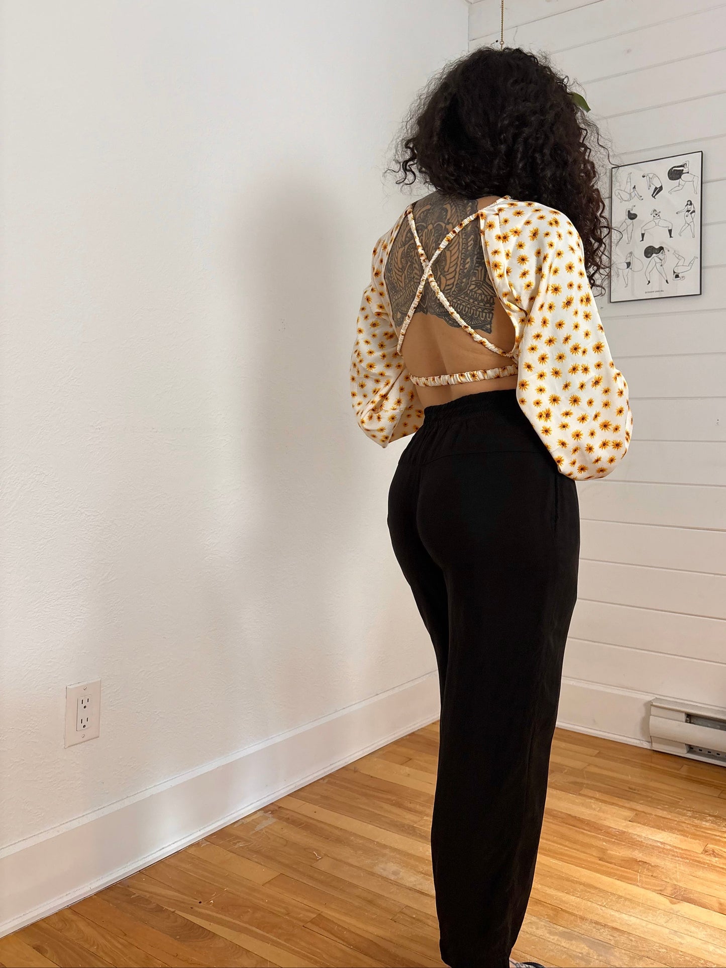 Weworewhat Disty daisy billow sleeve top Small