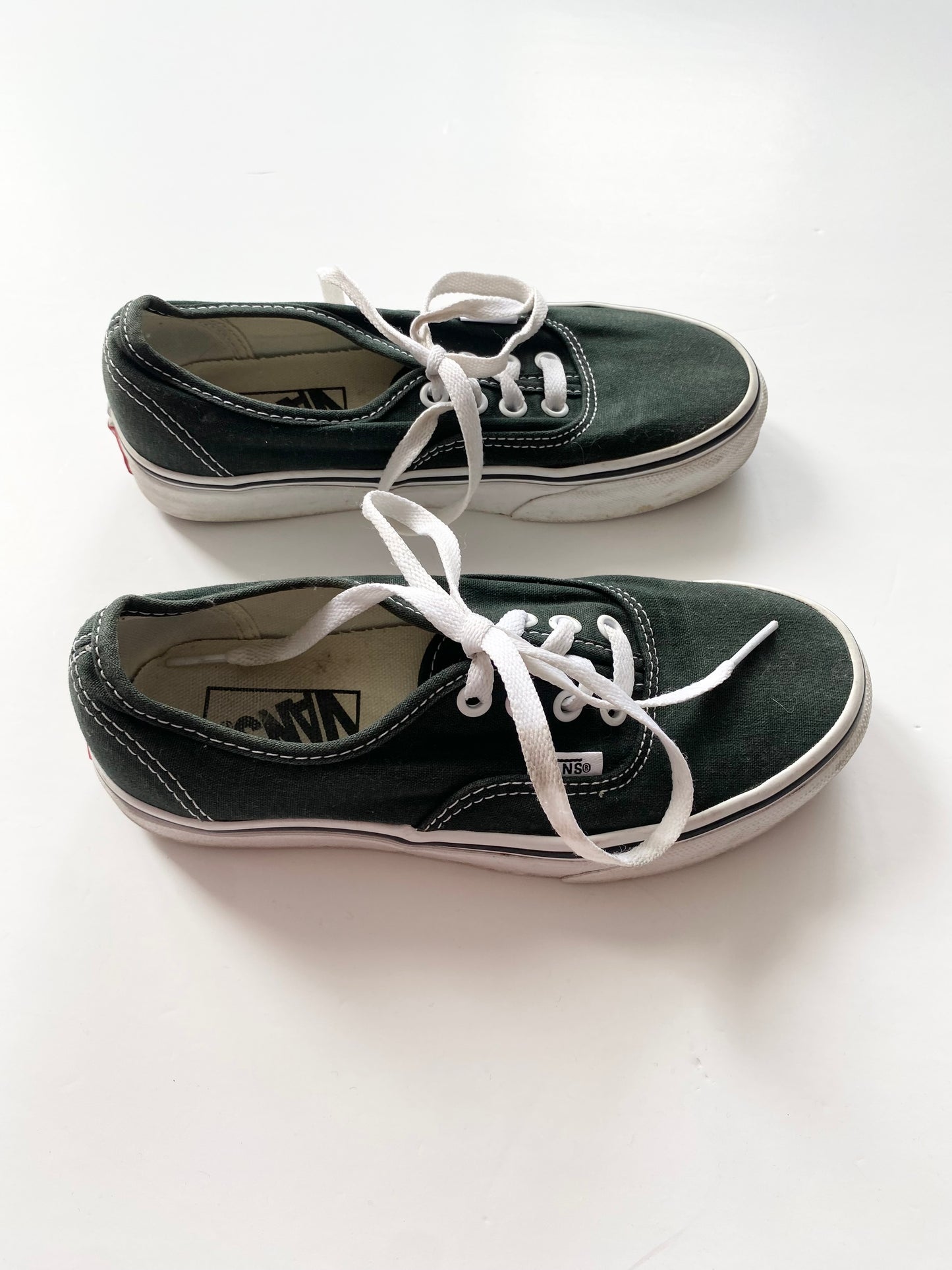Vans authentic khaki lace ups US5.5