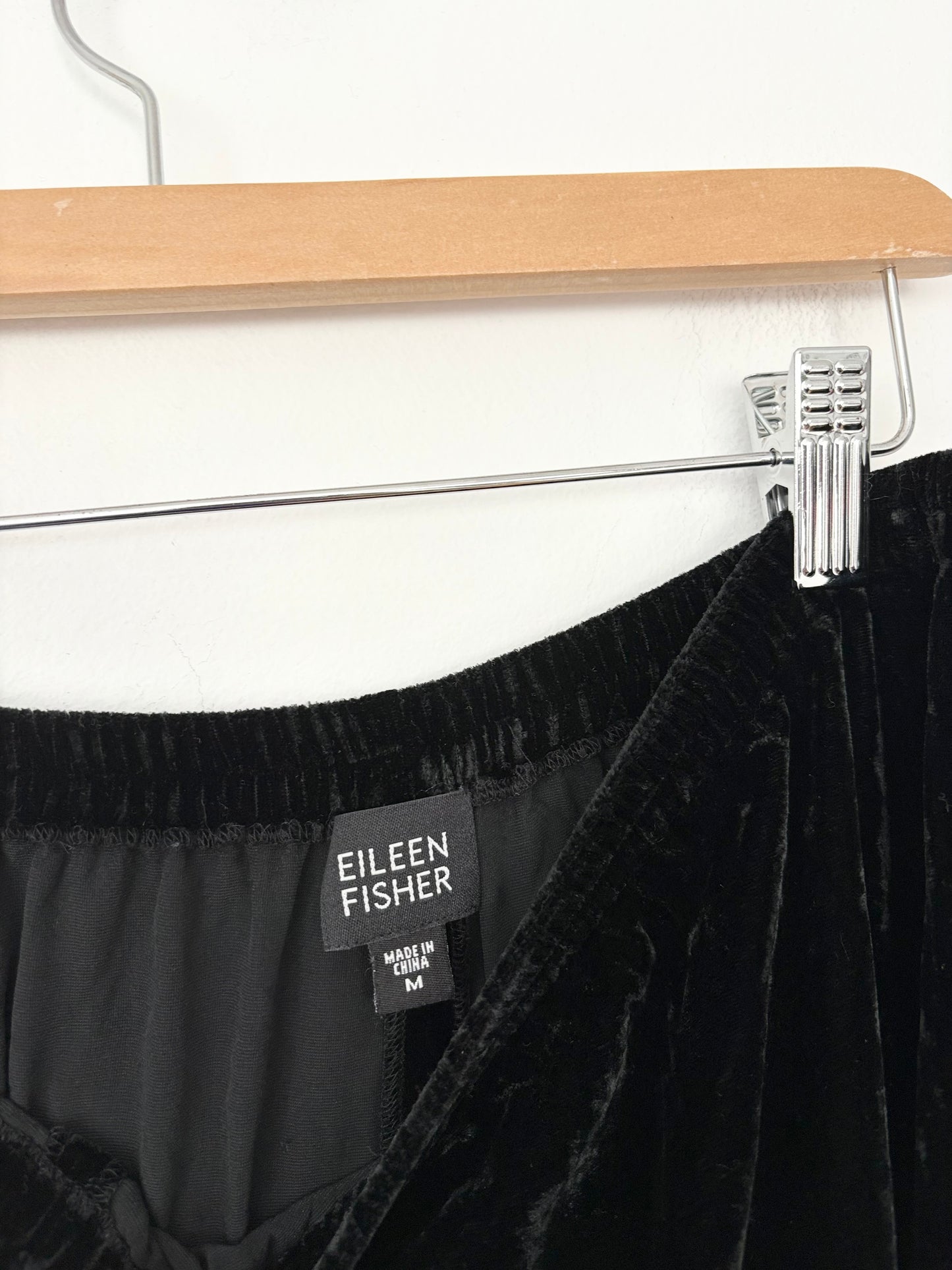 Eileen Fisher straight leg silk blend velvet pants Medium