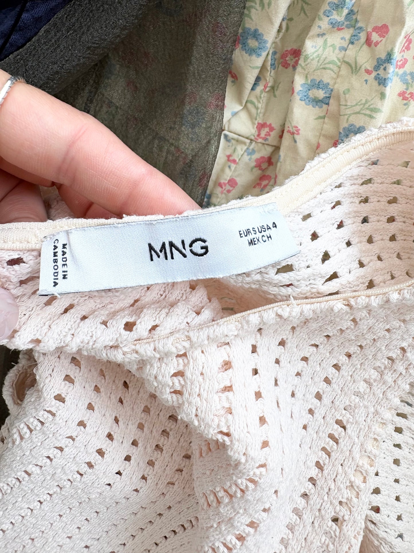 Robe courte Mango moulante style crochet Taille S