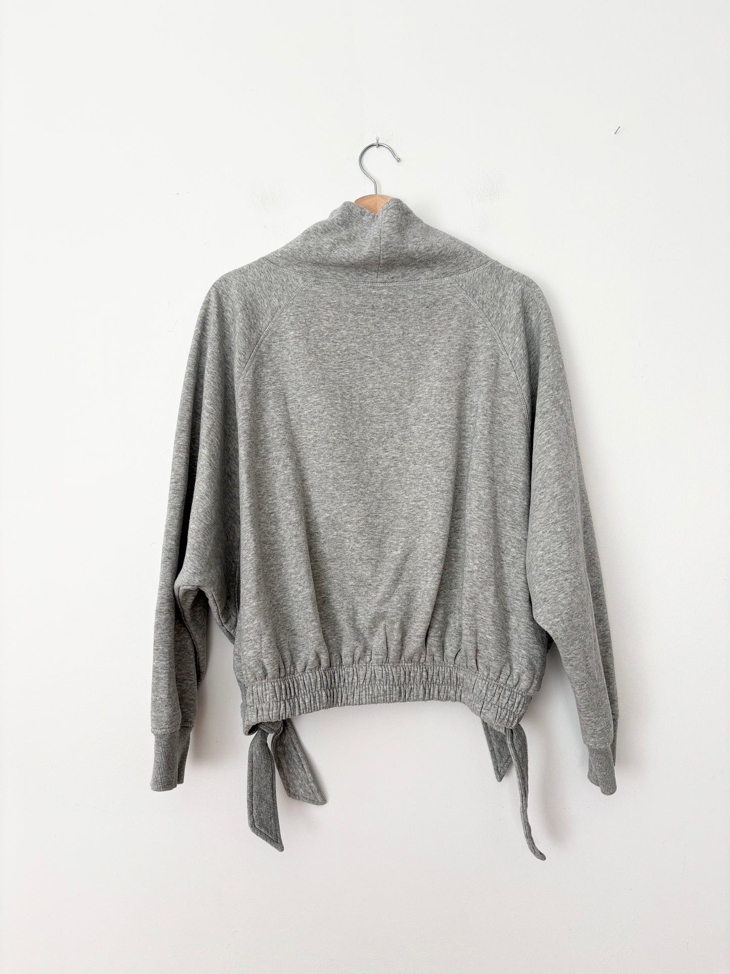 Daily practice Long sleeve funnel neck sweatshirt S/M