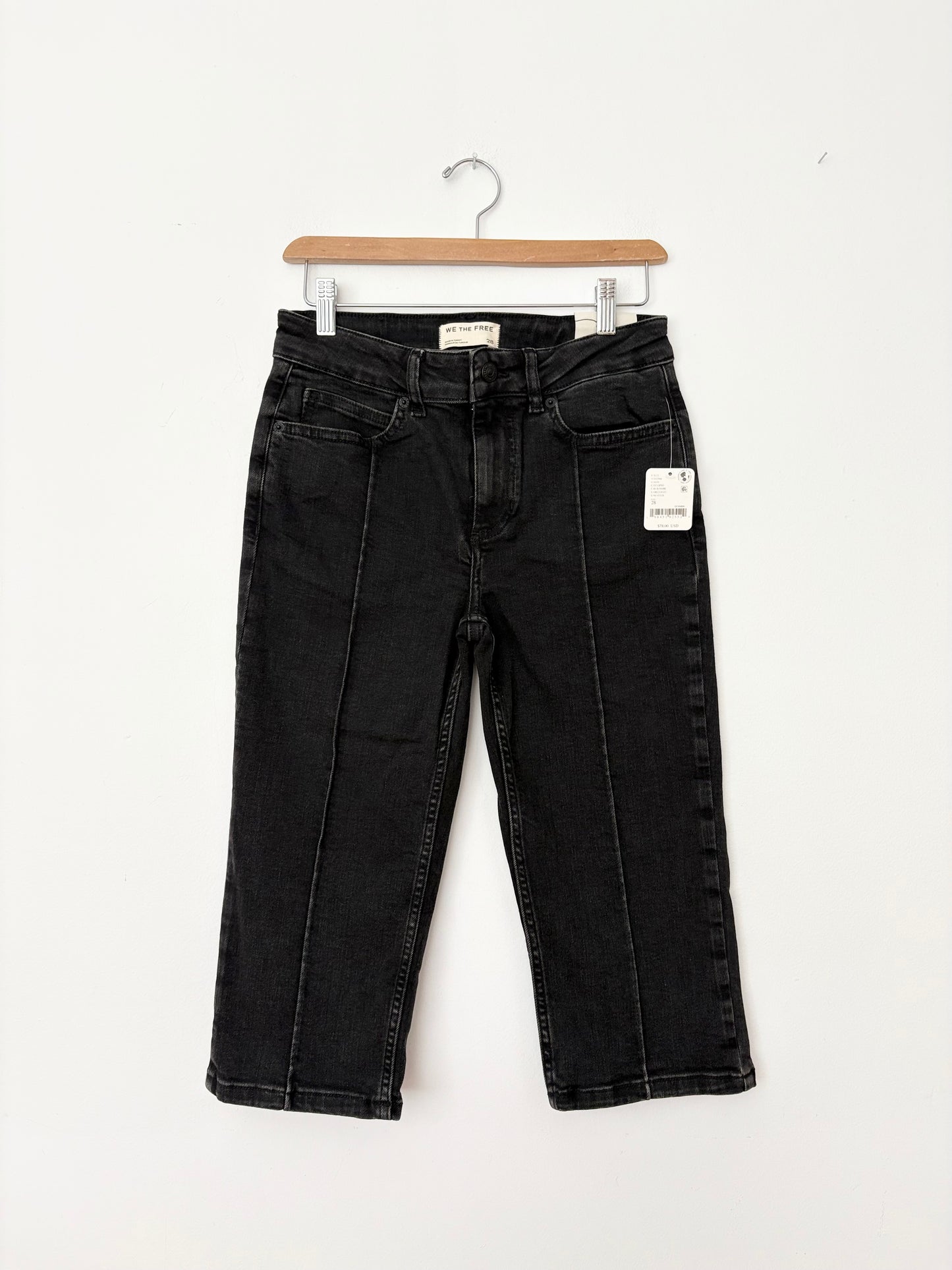 Capri en jean noir Free People "Dusk to Dawn" W28