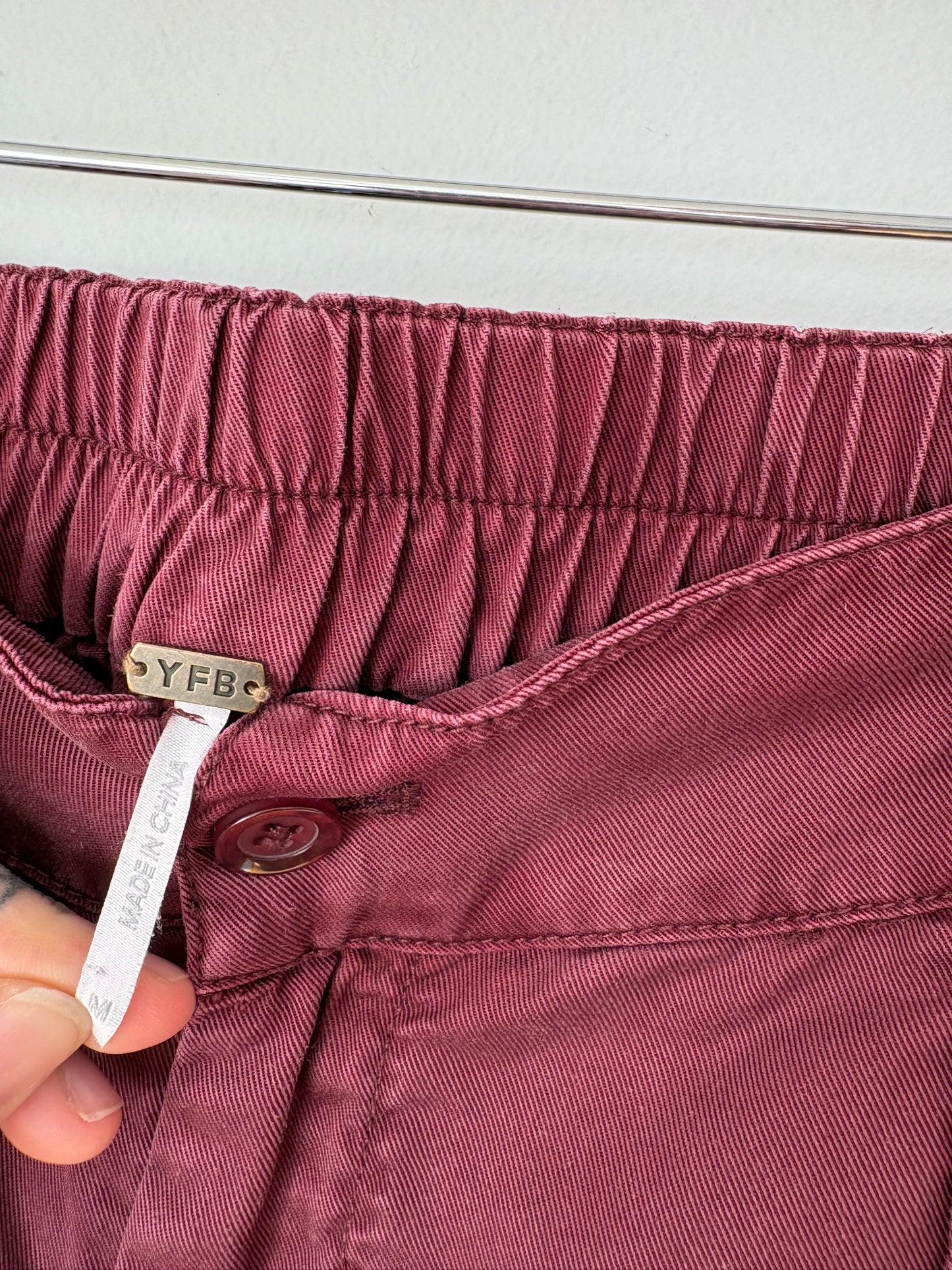 Pantalon large en tencel YFB, taille M