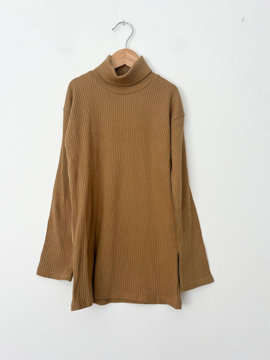 The simple folk ribbed turtleneck 8/9Y
