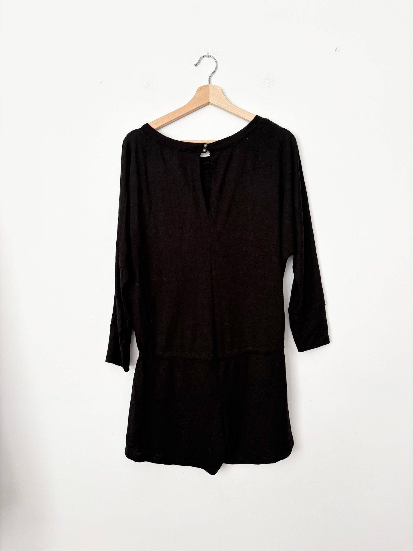 Lanston black long sleeve boyfriend romper Small