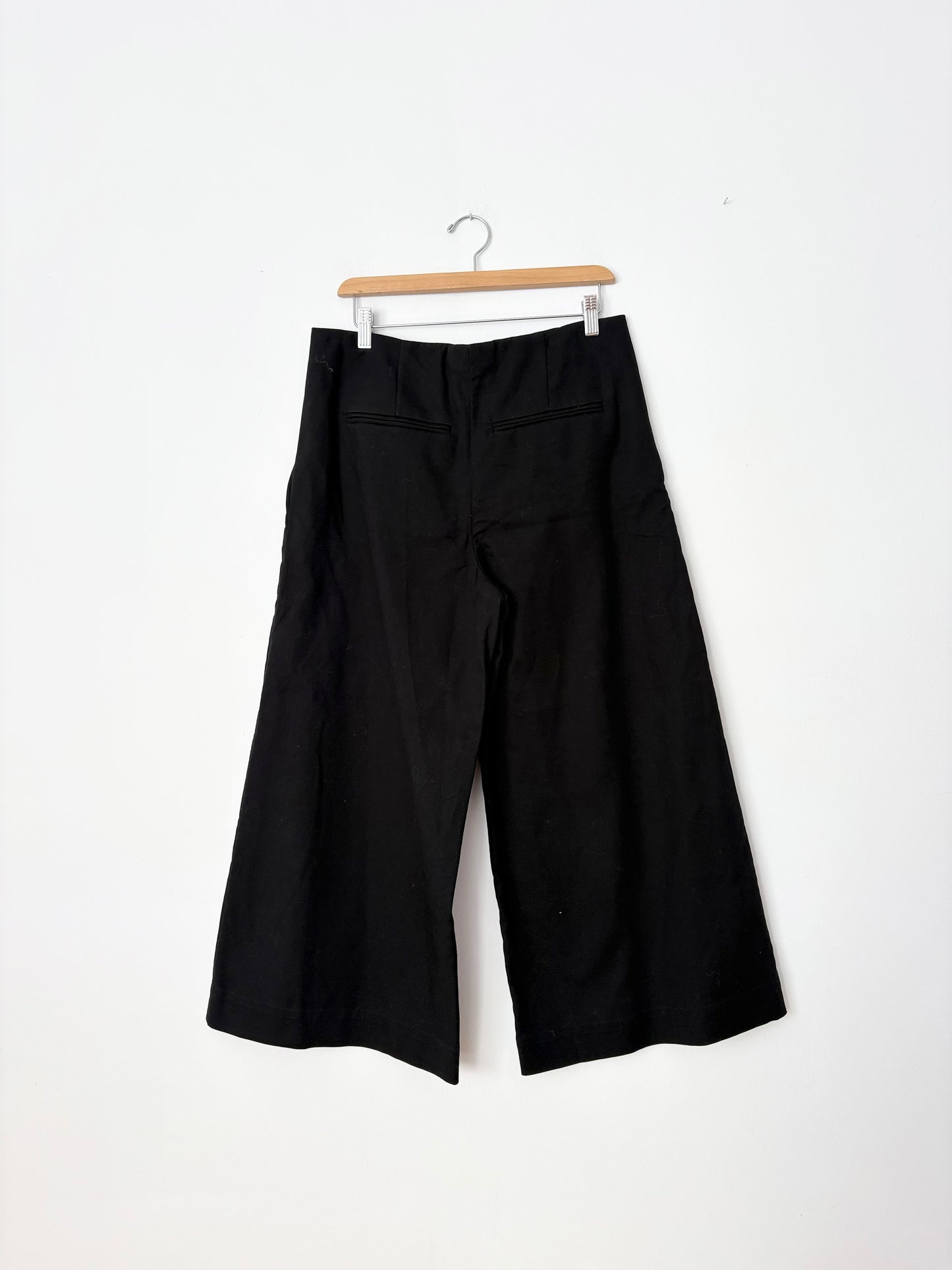 Culotte courte ultra large COS W29-31