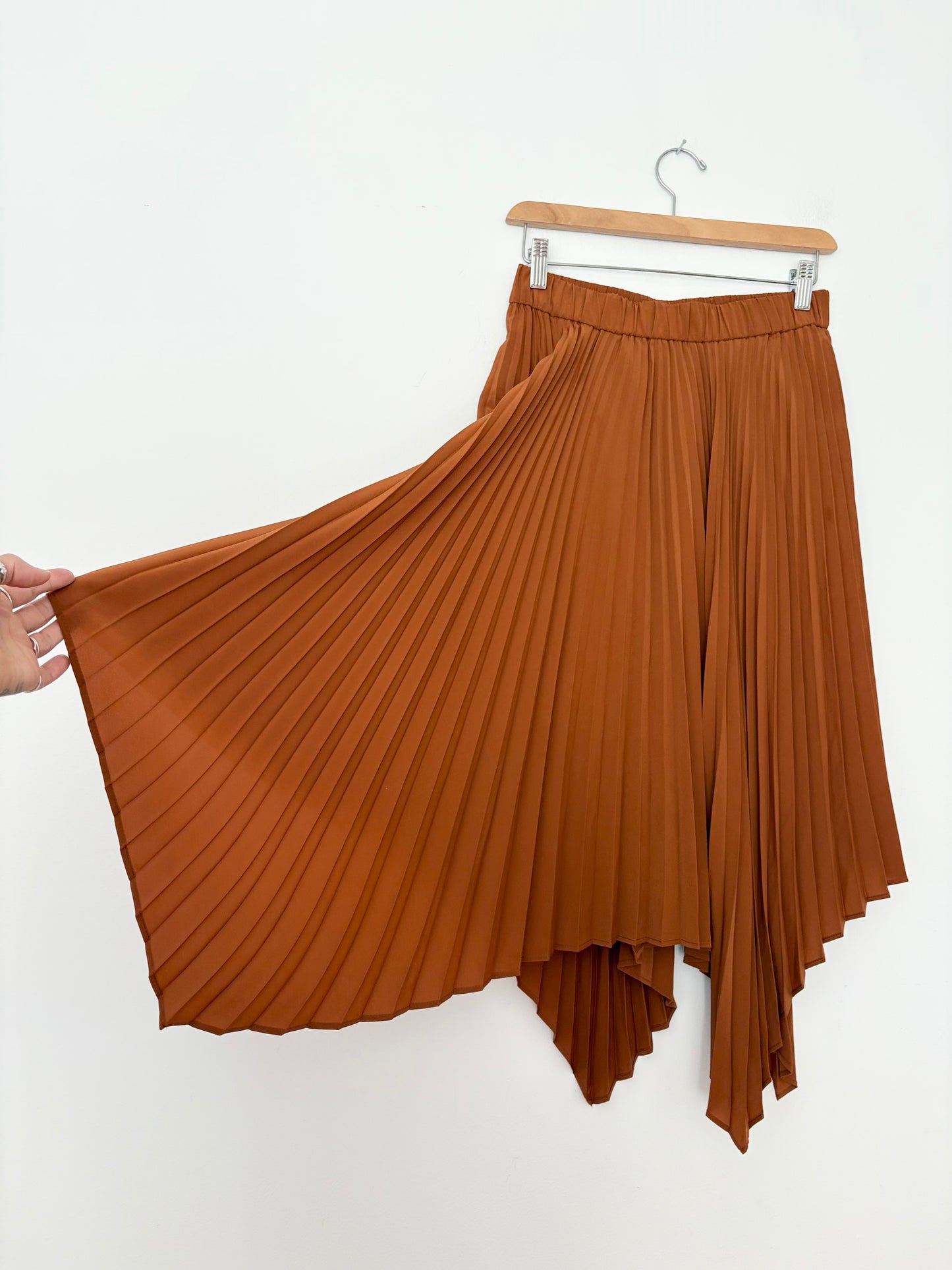 JW Anderson X Uniqlo Asymetric pleated skirt S/M