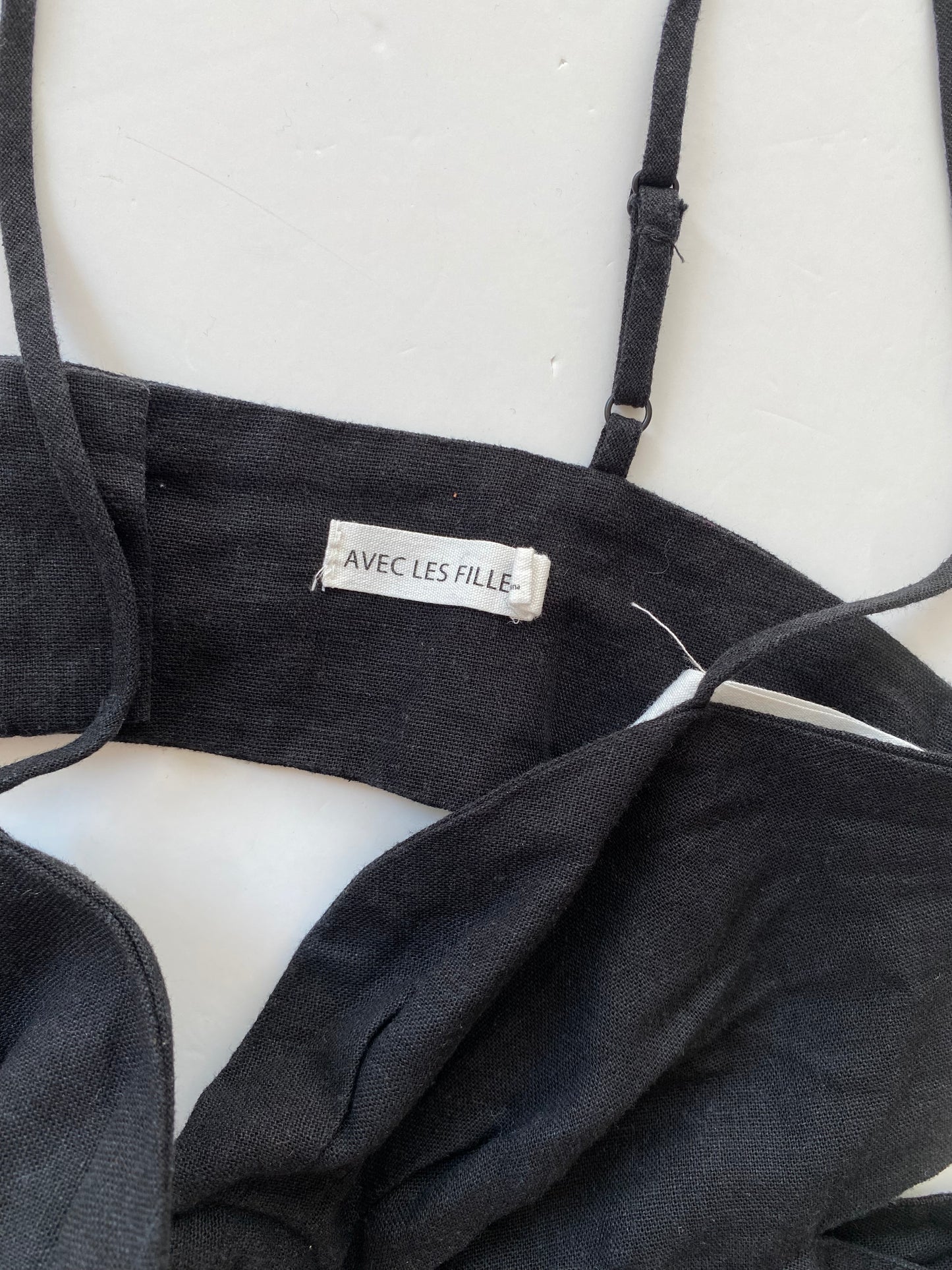 Avec les filles crop top cache-cœur en lin mélangé S/M