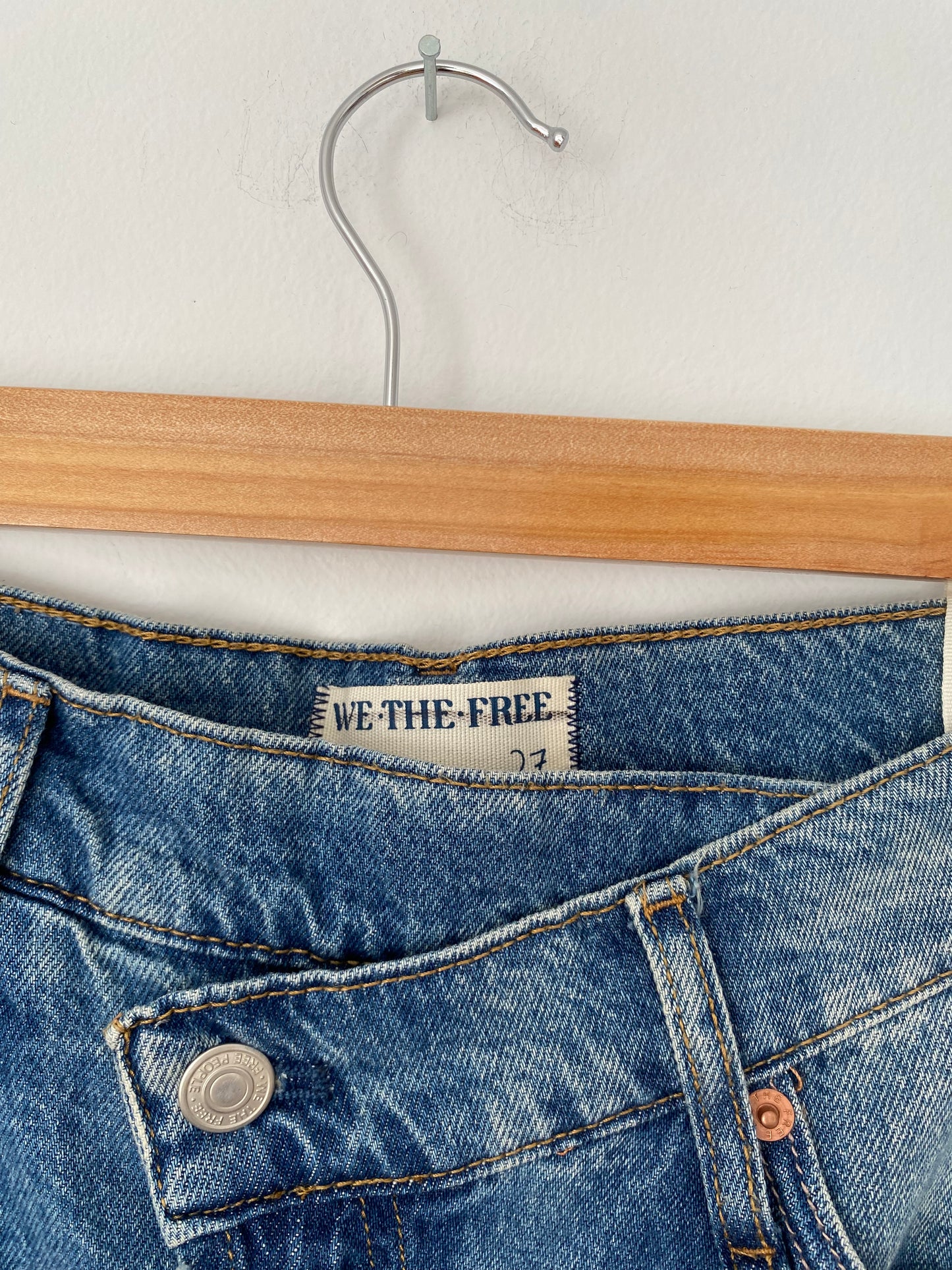 Free people boomerang long shorts W27/28