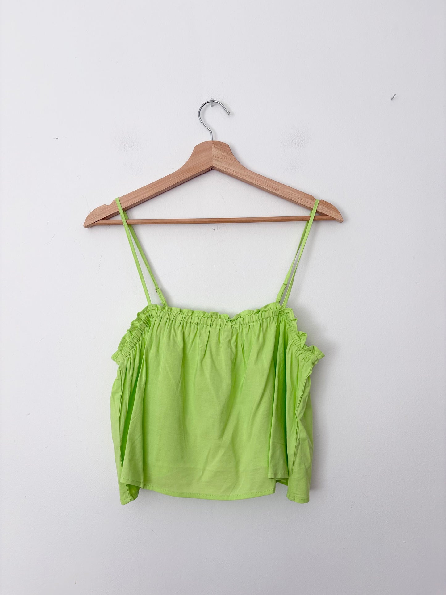 We wore what ruffle crop tank top Medium