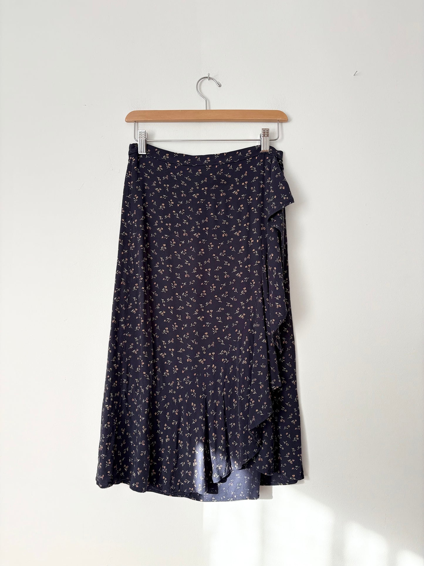 Madewell ruffle wrap midi skirt Medium
