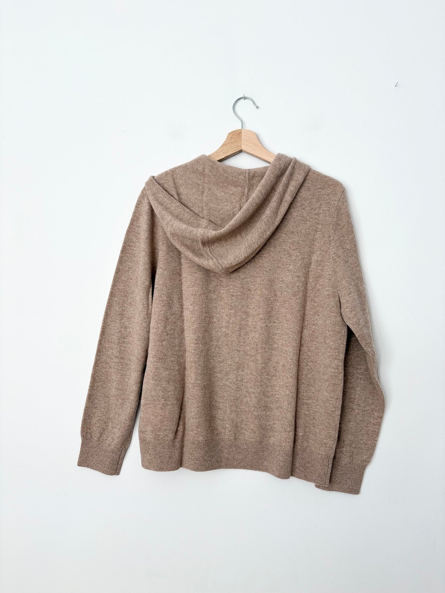 Sweat à capuche zippé Quince Cashmere couleur avoine, taille L