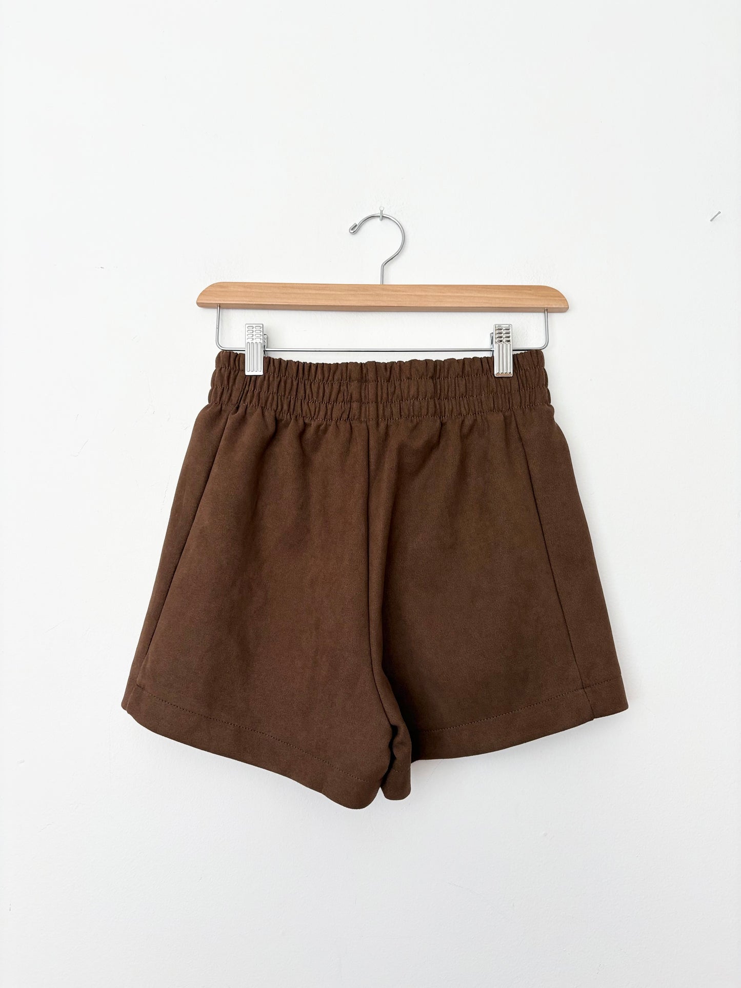 Short en simili daim Oak + fort TP/P