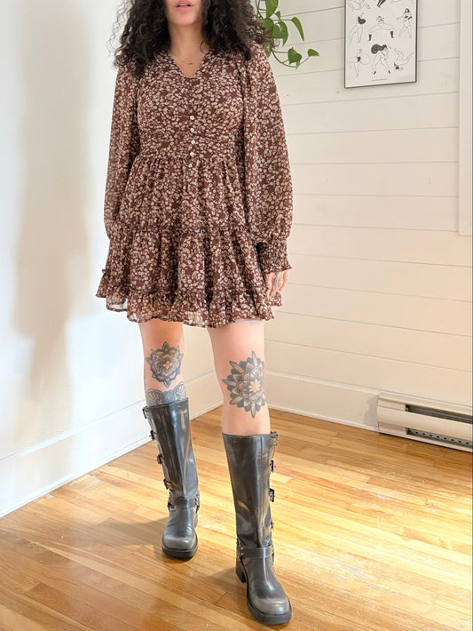 Altar’d state floral tiered dress Small