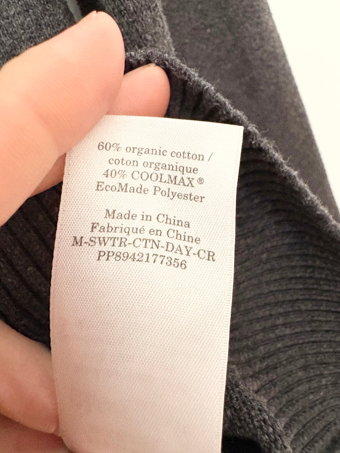 Everlane classic sweater in cotton M/L