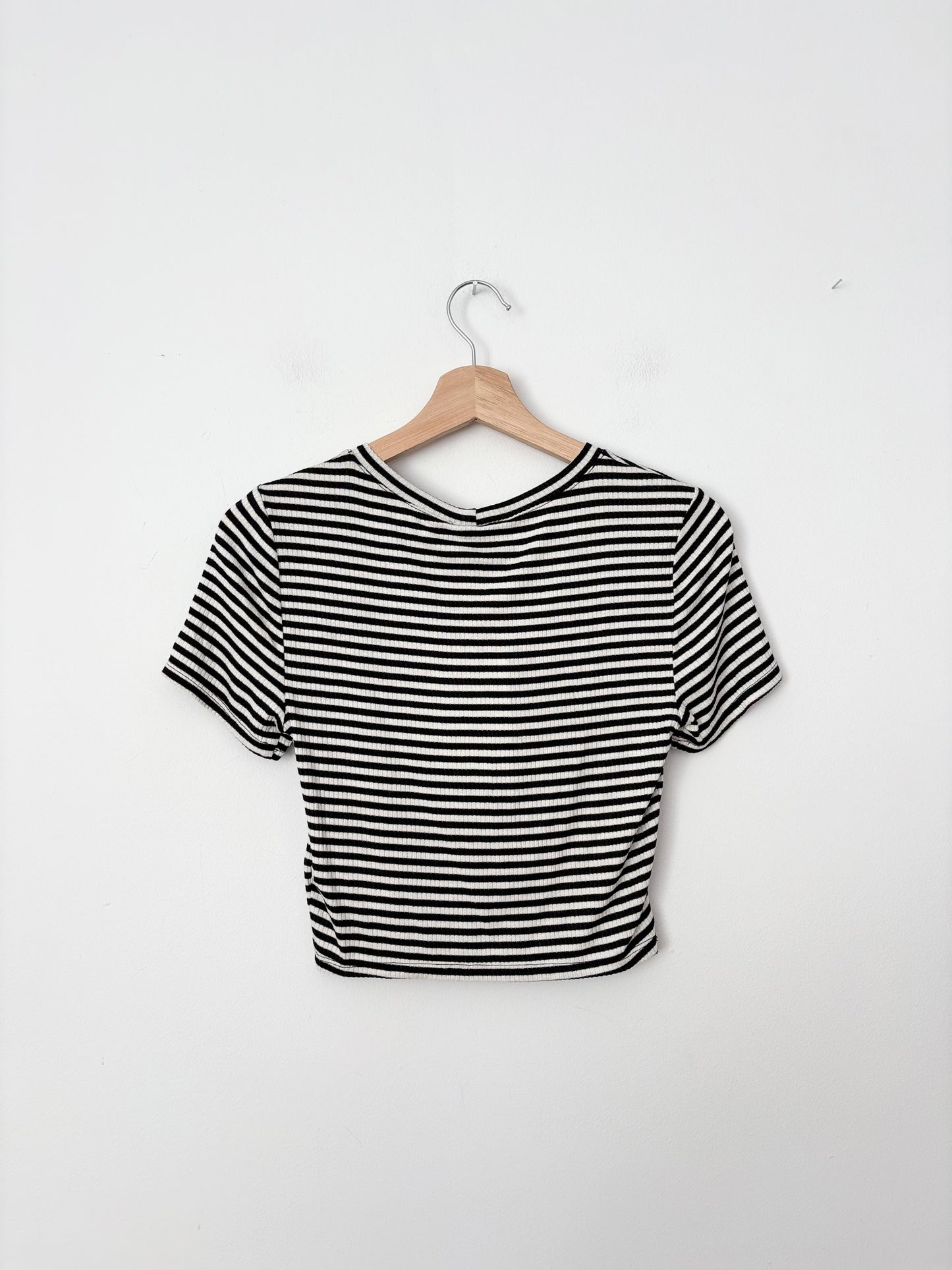 T-shirt bébé rayé en lin mélangé Urban Renewal, taille M