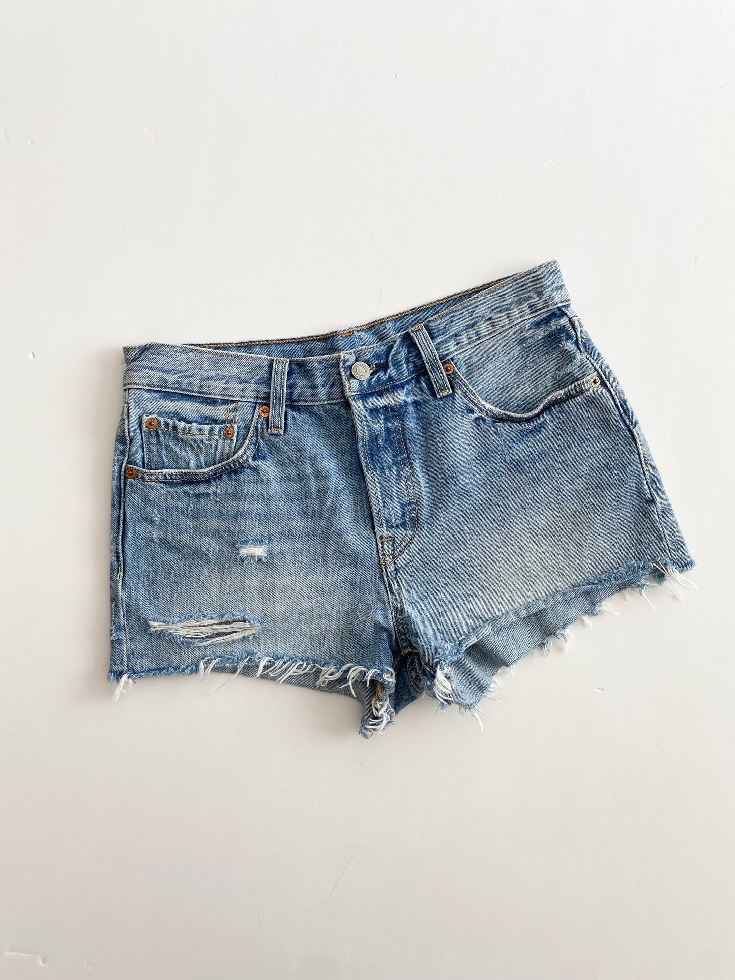 Short en jean Levis 501 W28