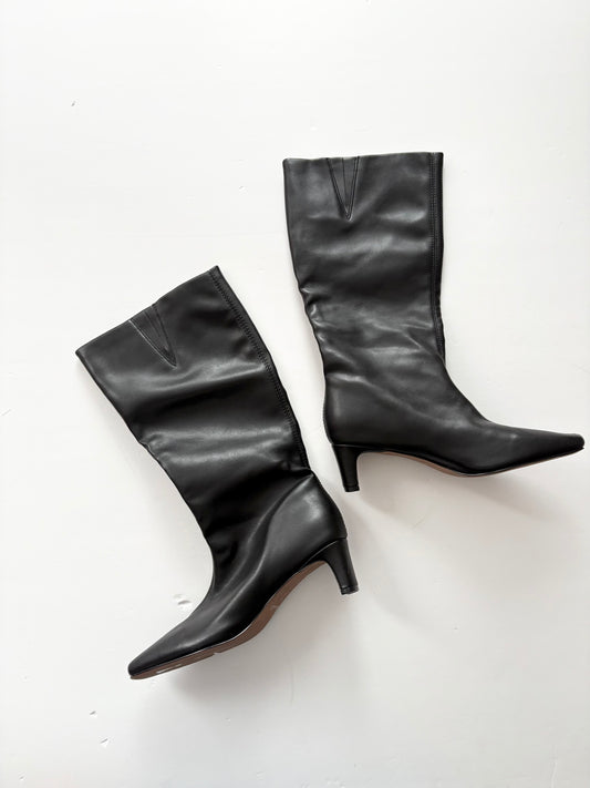 Superbes bottes en cuir végan noir, pointure US6