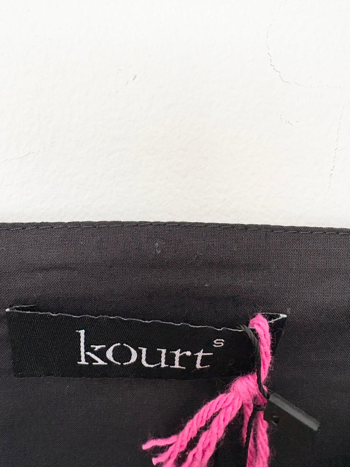 Kourt. parachute crop top Small