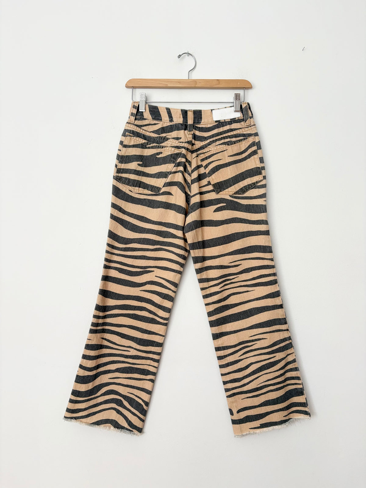 Jean flare RE/DONE années 70 à imprimé tigre W26