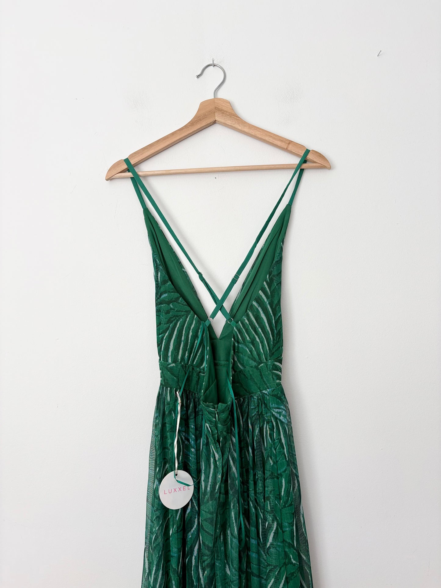 Luxxel Belgrade leaf print maxi dress Small