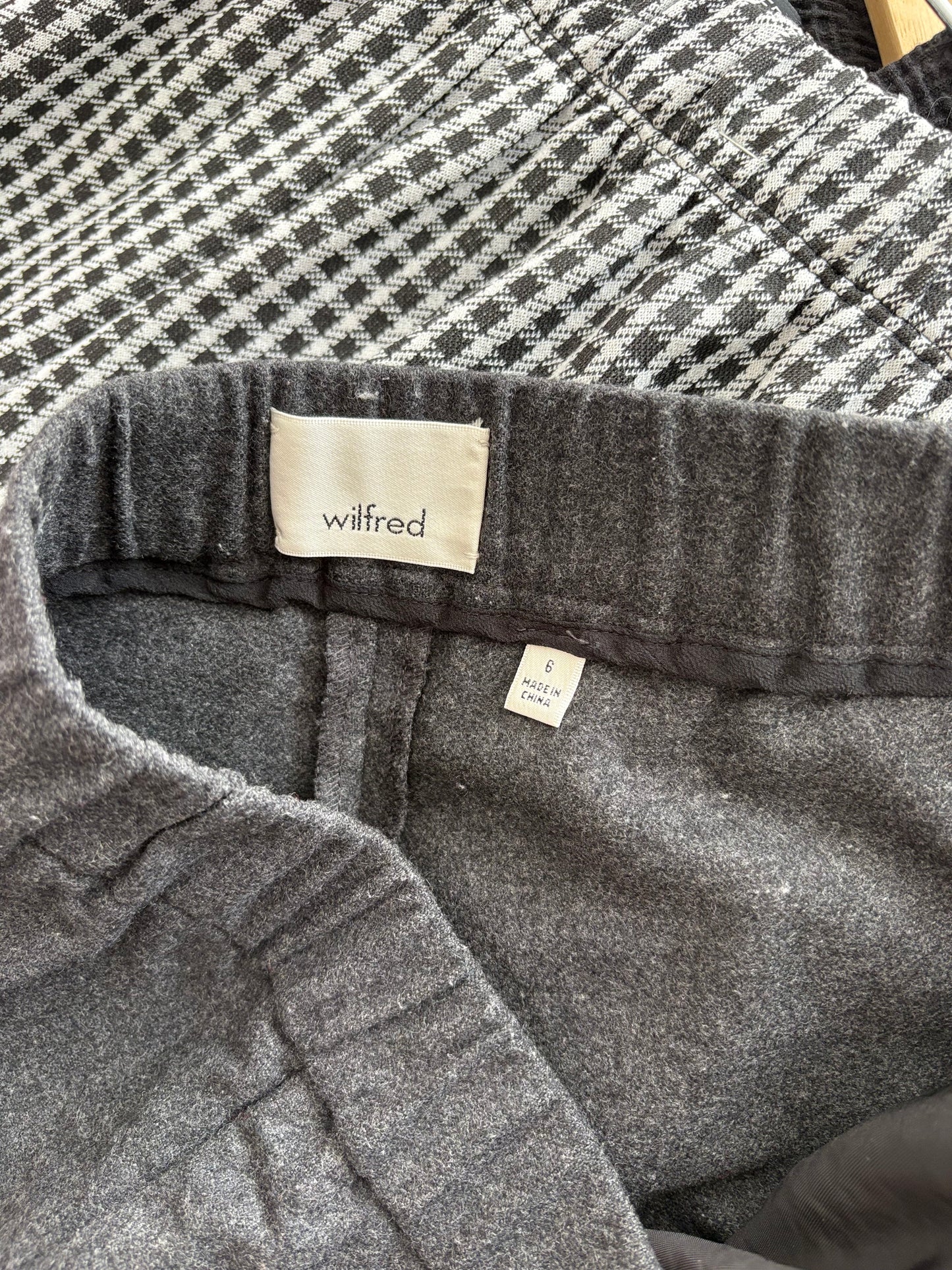 Pantalon court Wilfred en laine mélangée, taille M