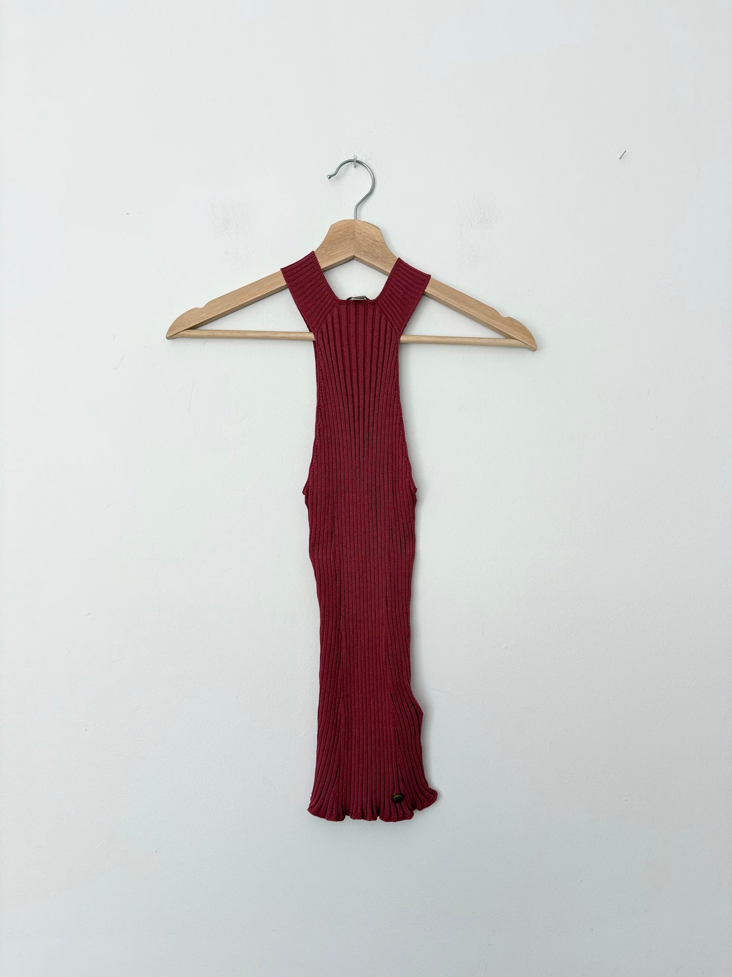 Ted Baker Feoniix rib halter top Medium