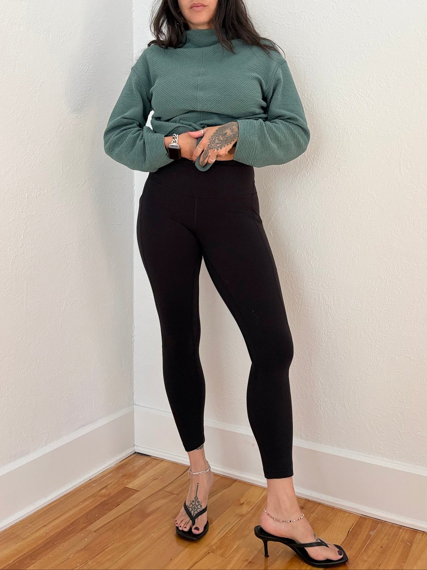 Lululemon Align pocket leggings size 6