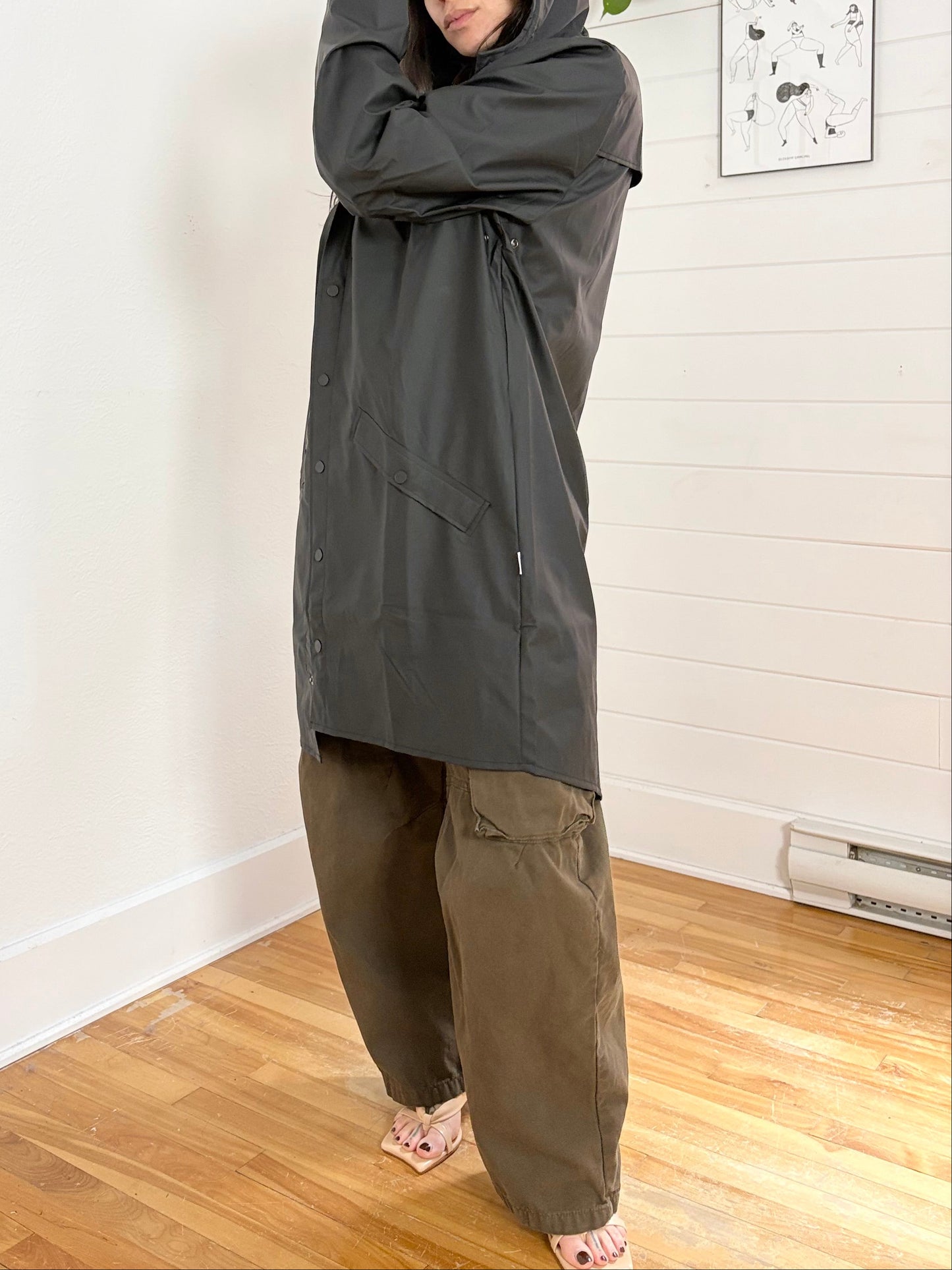 RAINS W3 long jacket in black Large