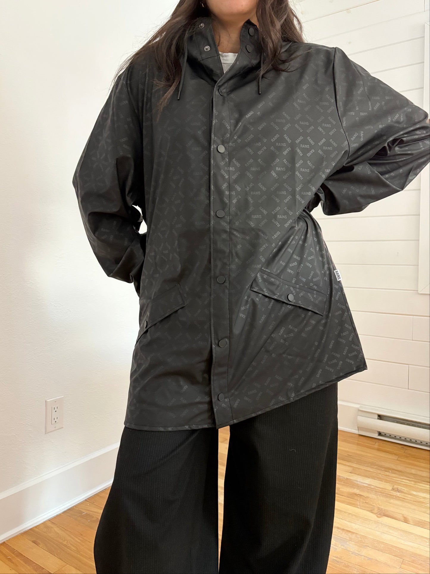 Veste à capuche à motif logo RAINS, taille XL