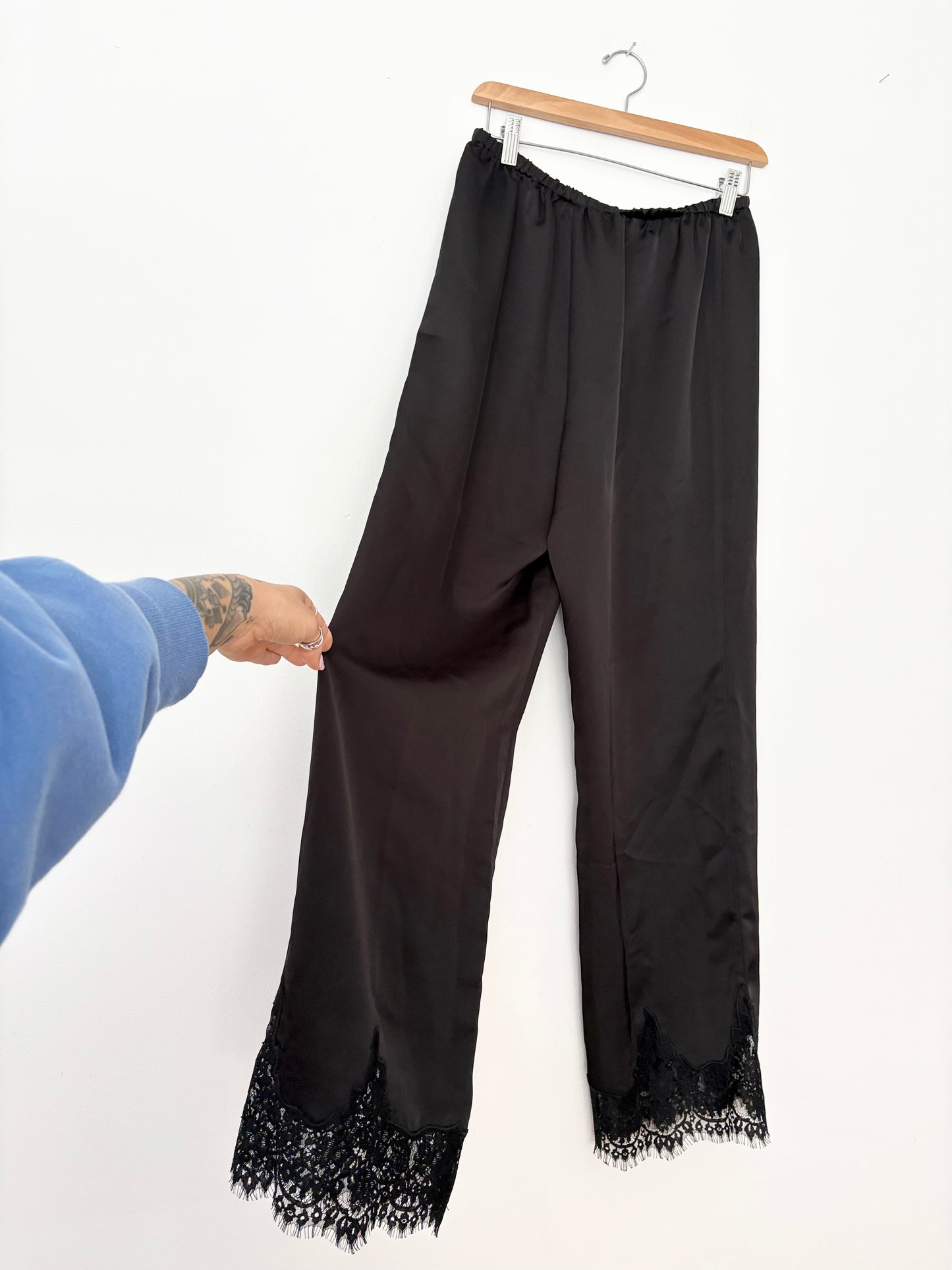 Sorella Atelier Lace detail yara pants Medium