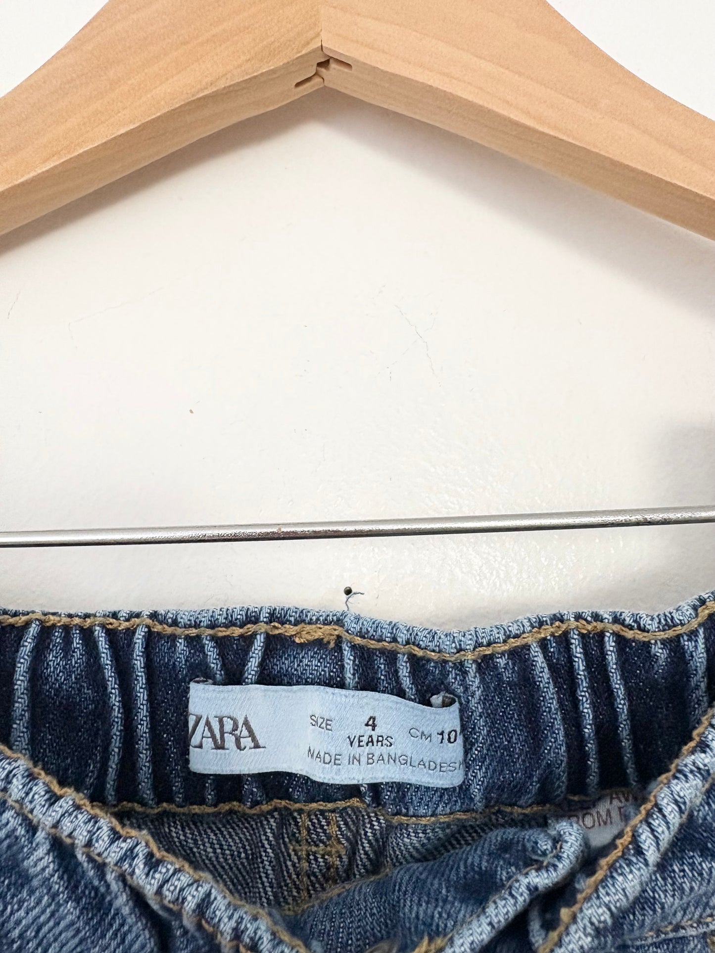 Zara wide leg jeans 4Y