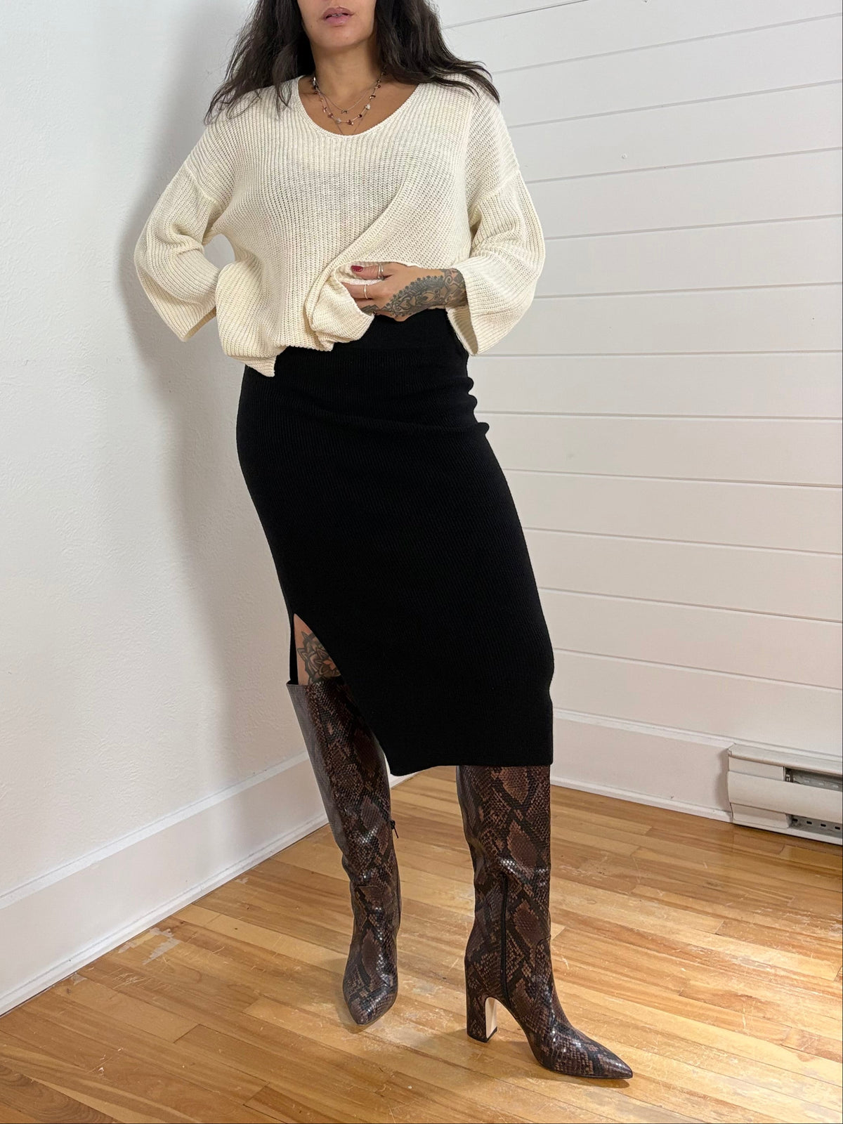White + Warren ribbed knit midi skirt Small